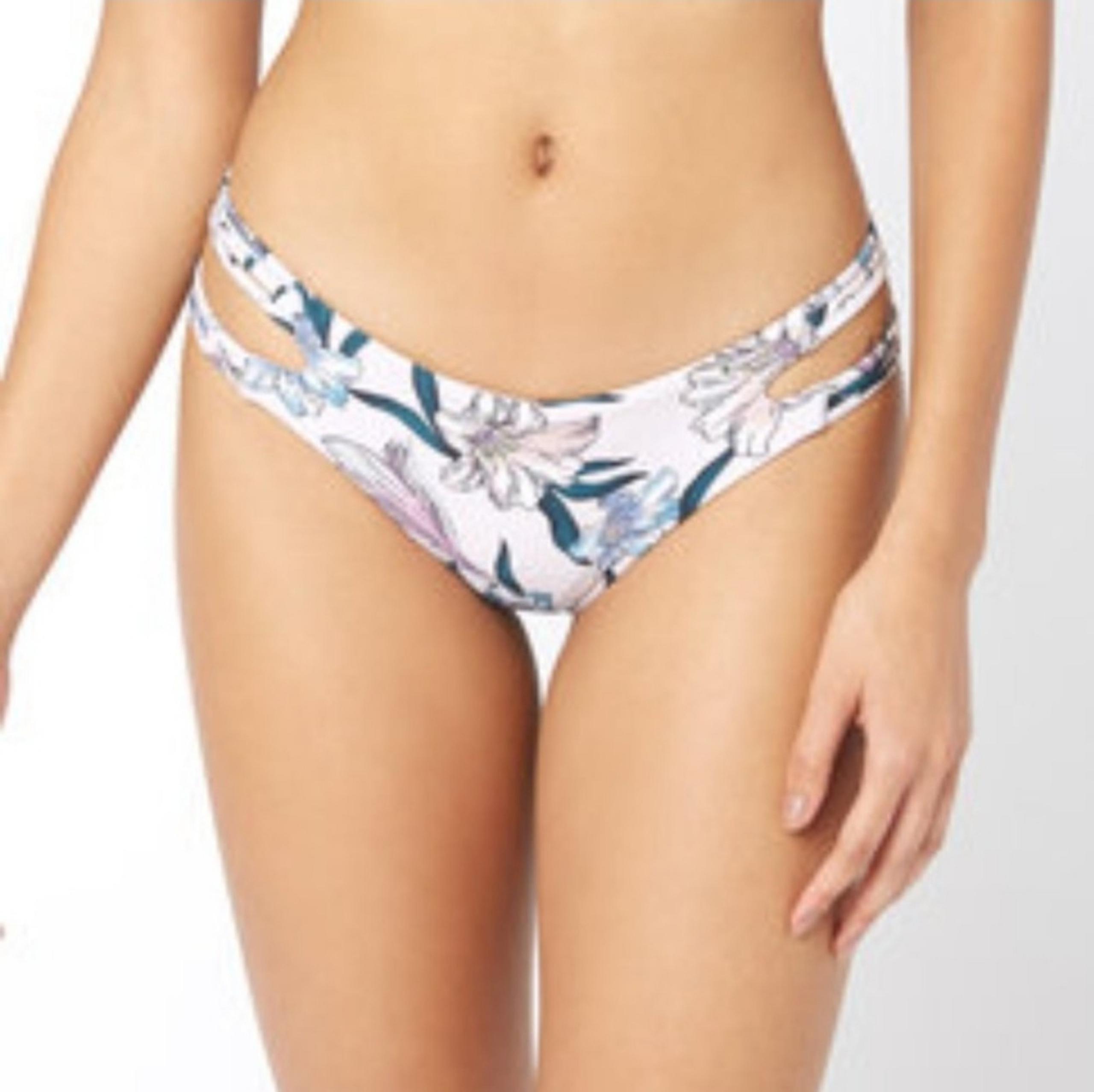O'Neill Women's Darlene Cheeky Bikini Bottoms