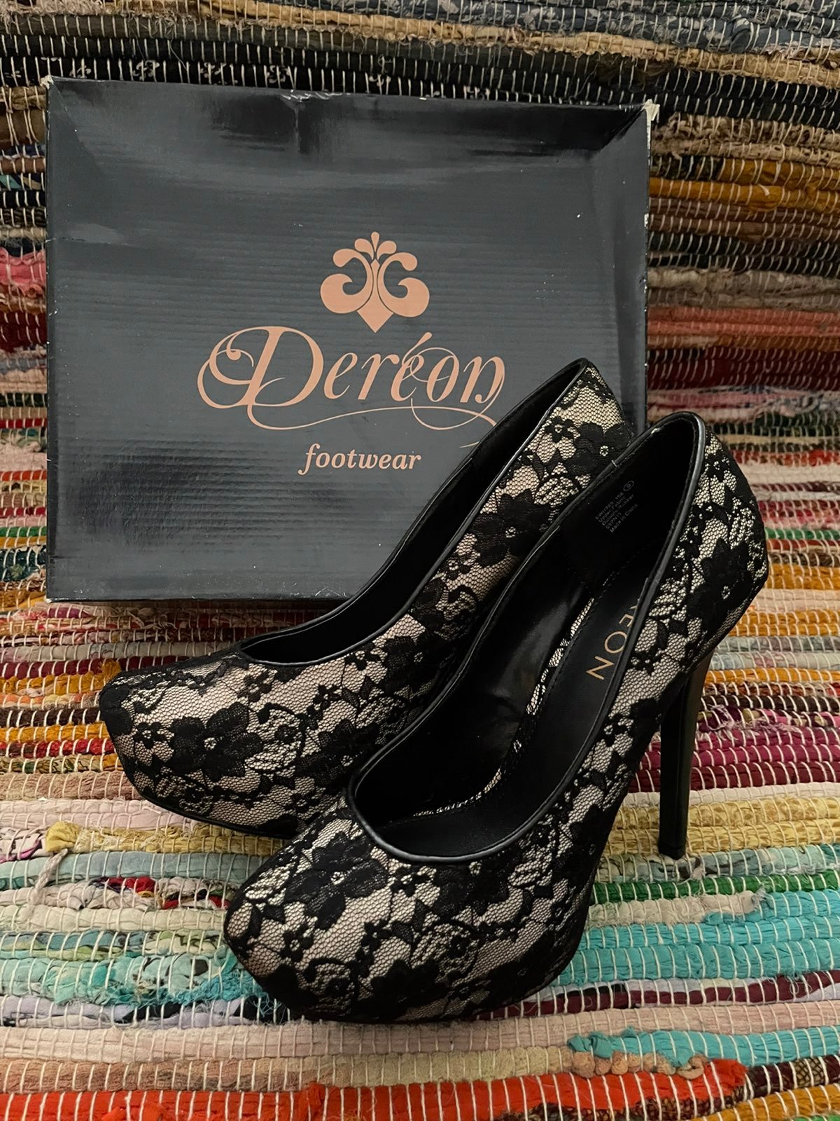 Dereon heels cheap