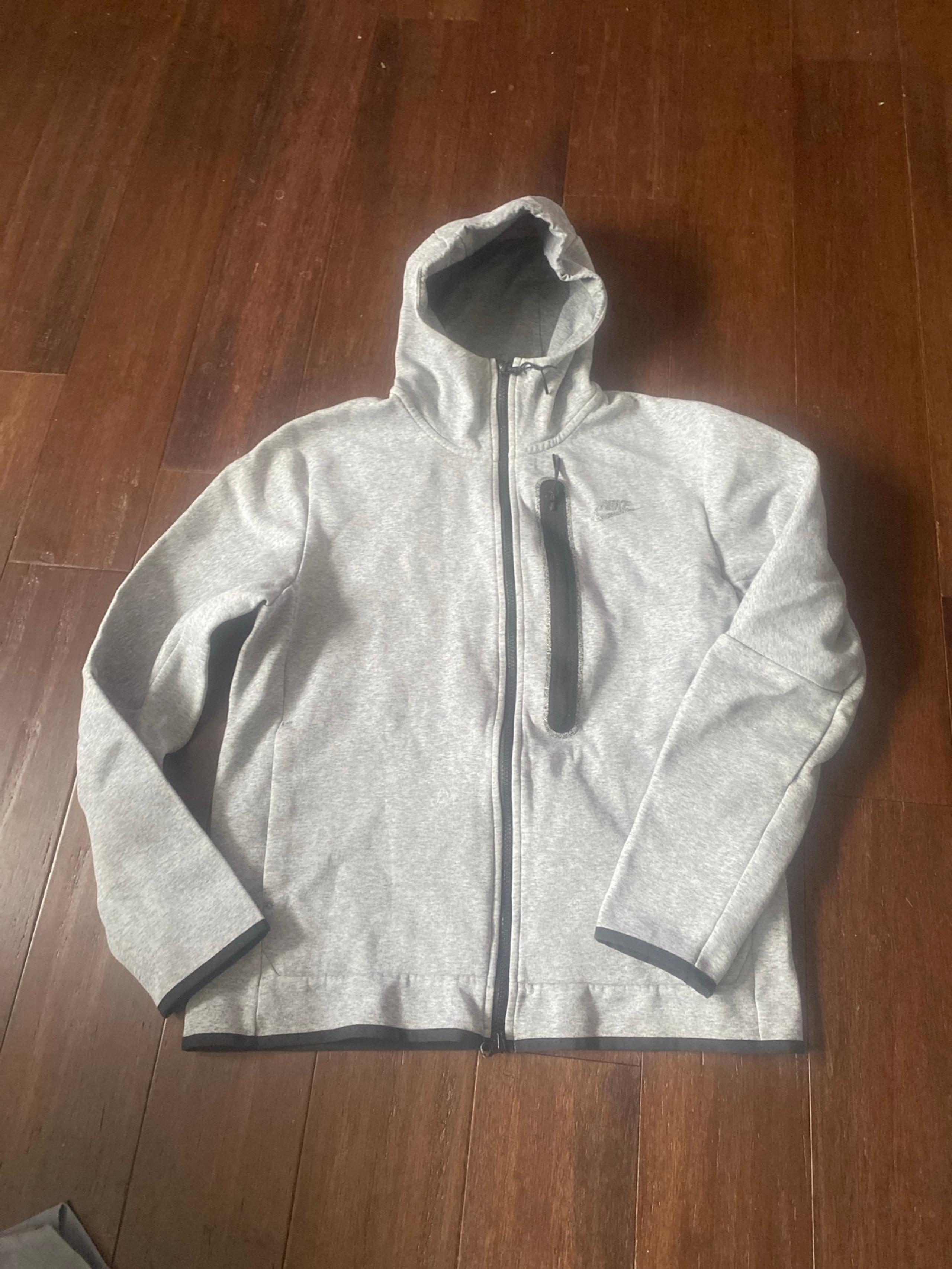 Nike Tech Fleece Jacket Mens Medium Gray Full Zip Pockets Hoodie Sweatshirt