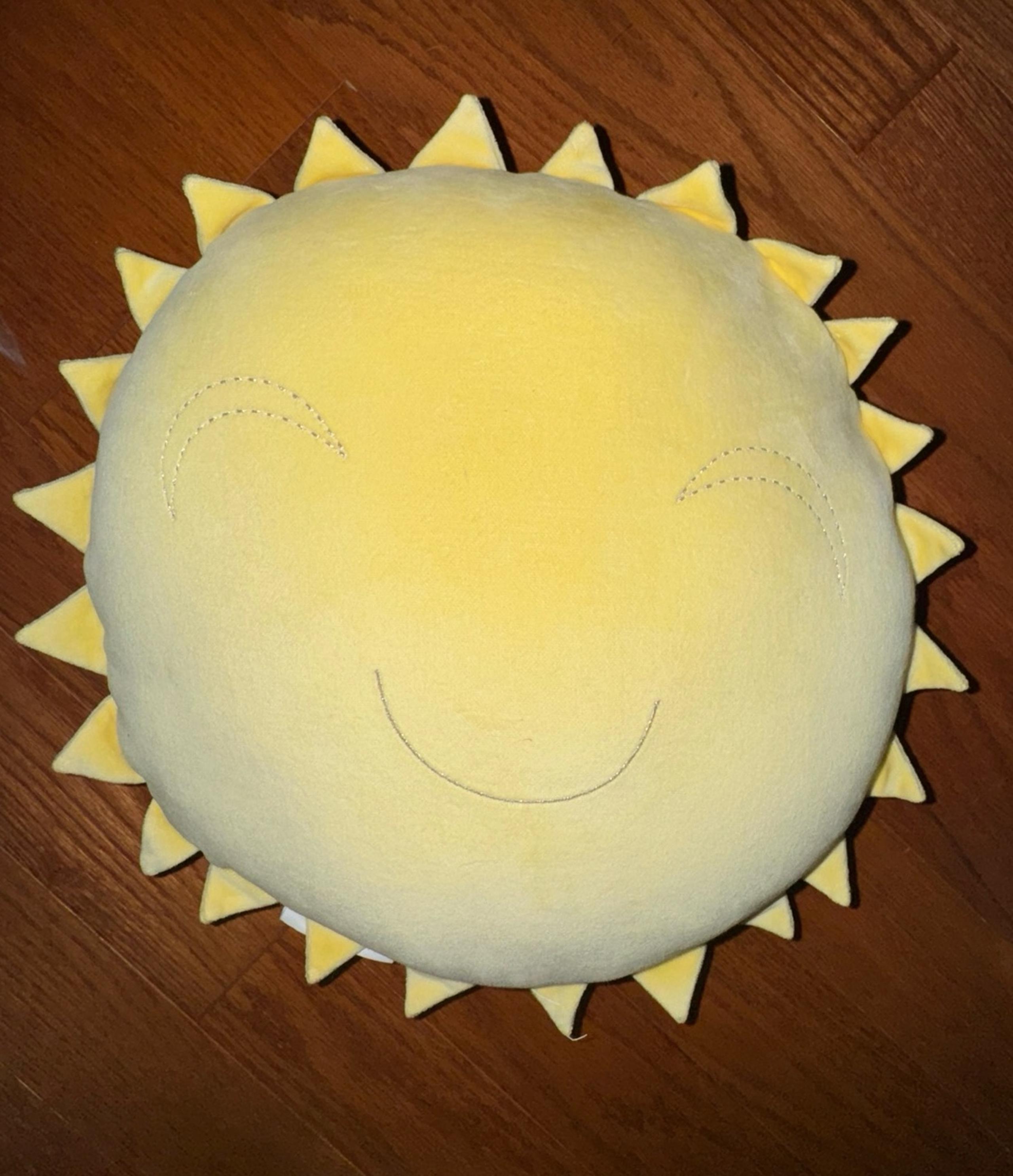 Pottery Barn Kids 14” Sun Pillow Throw Pillow Plush - like new
