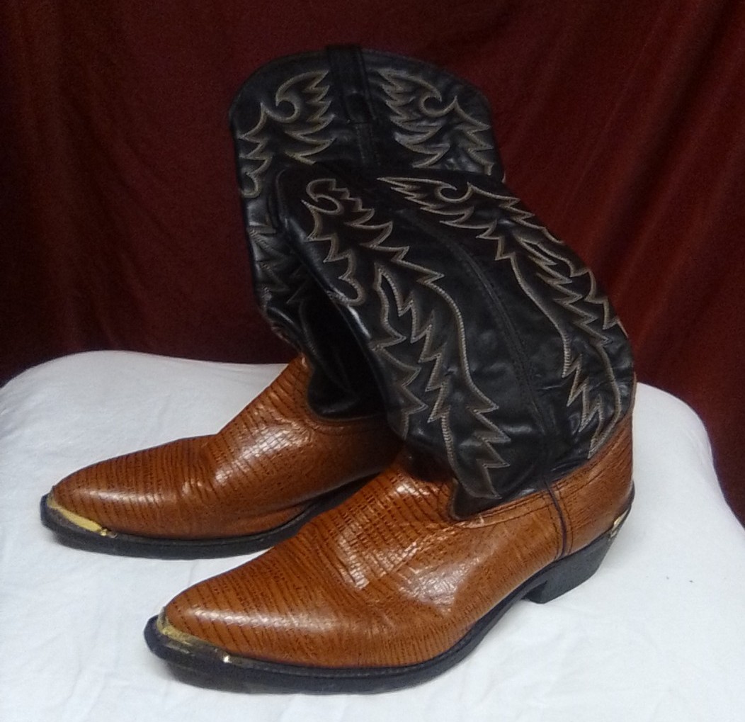 Laredo cowboy boots