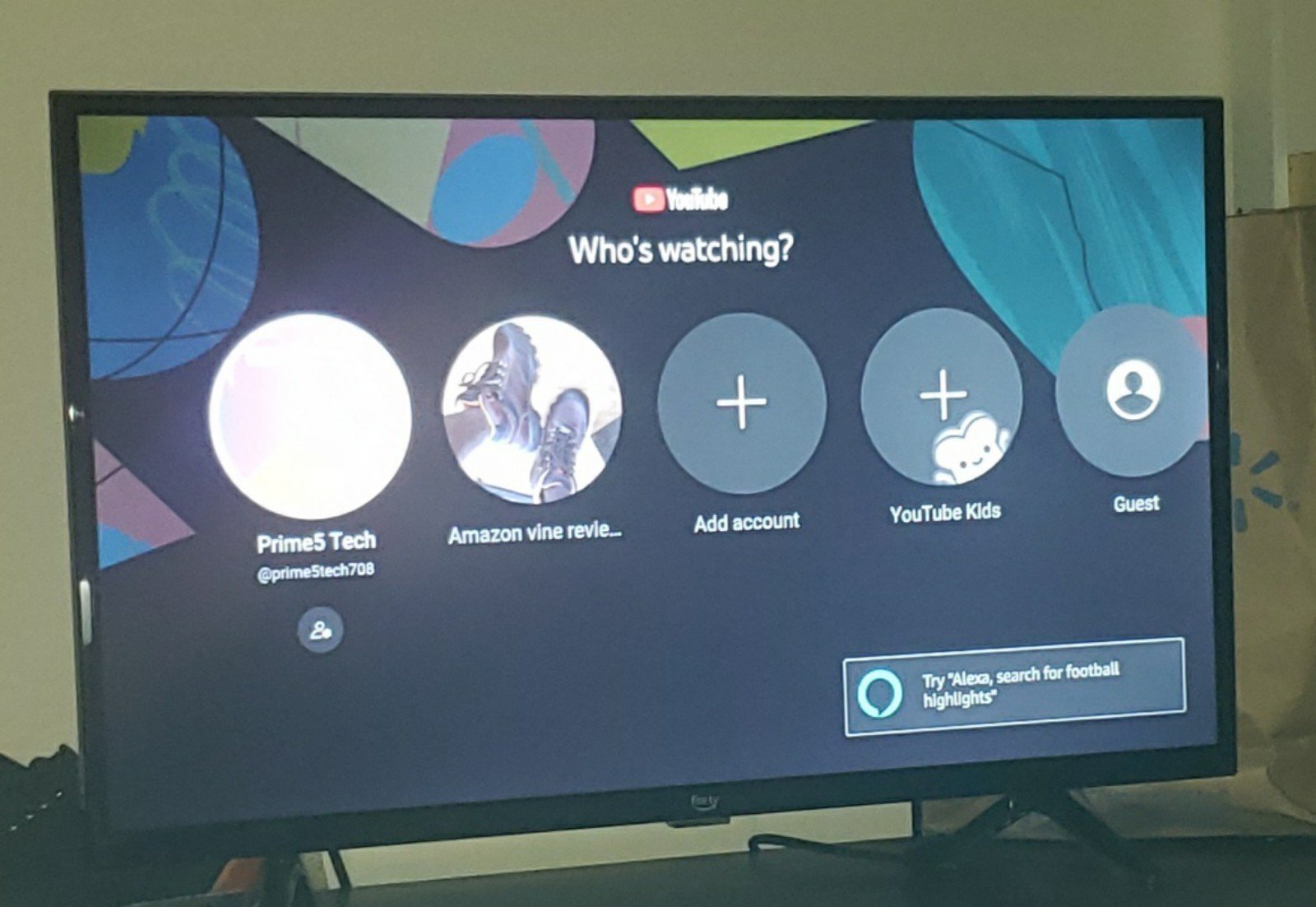 Amazon Fire TV 32 2-Series HD smart TV with Fire TV Alexa Voice Remote, stream