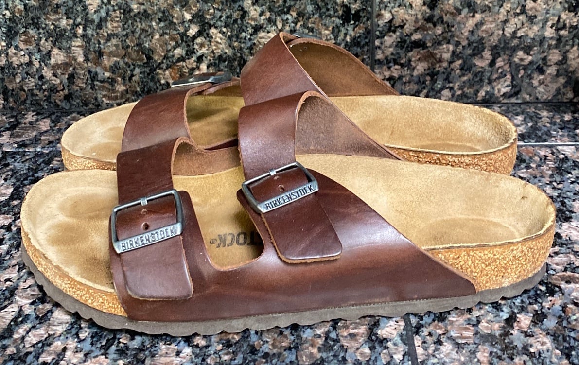 Men’s Birkenstock Arizona Leather Sandals Size 43/11-11.5