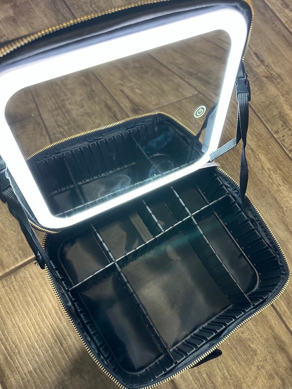 Luxury Makeup Box with LED Lighted Mirror – Portable & Stylish