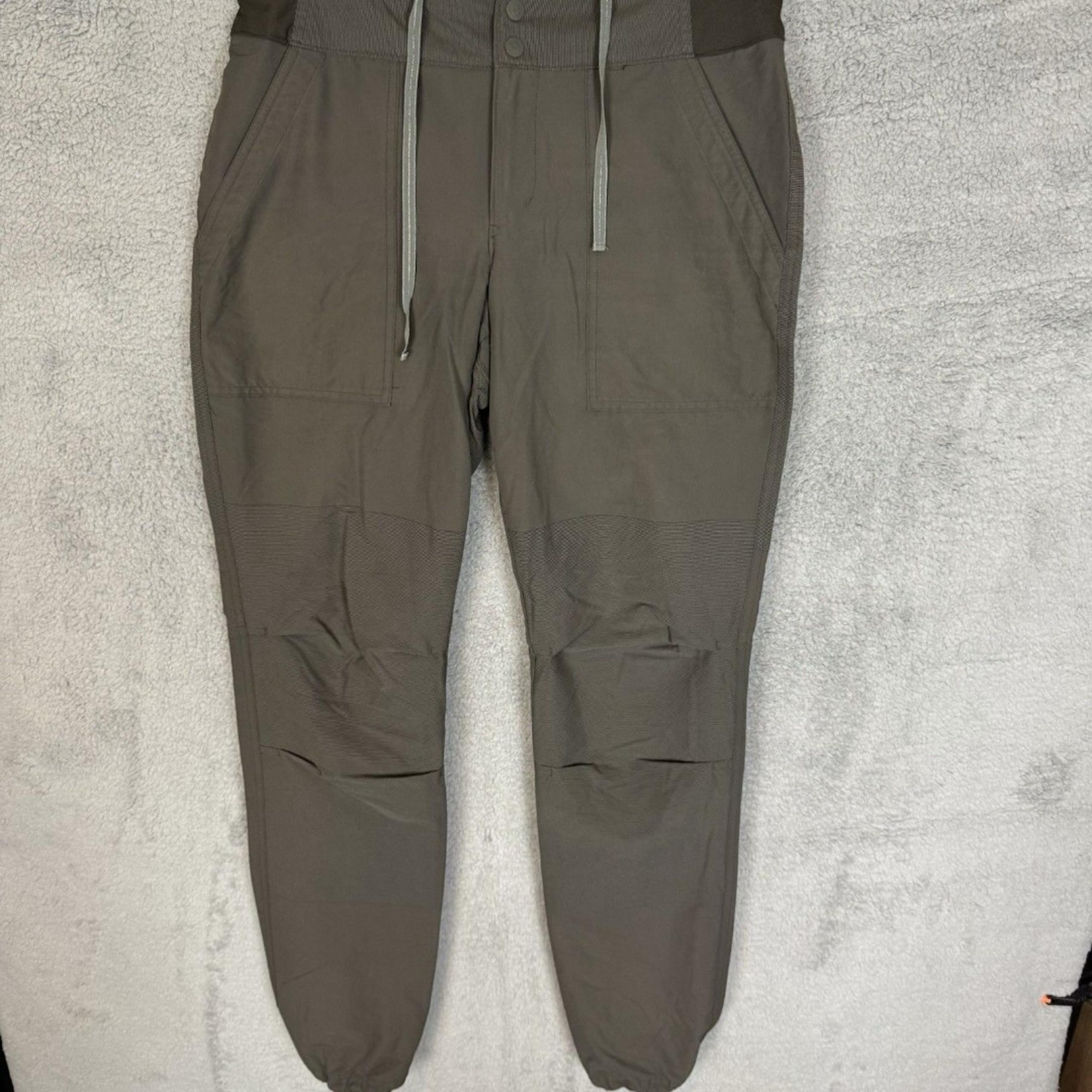 REI Co-op Pants Women's 8 Green Outdoor Pockets Hiking Camp Nylon Stretch Jogger
