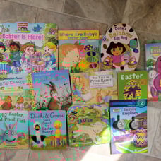 EASTER KIDS BOOKS LOT OF 12 flips and flaps and stories