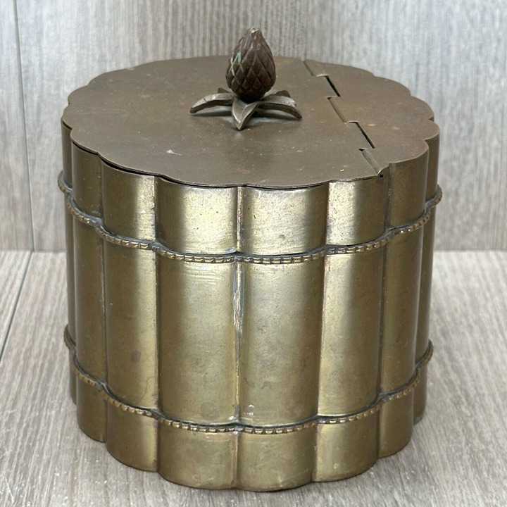 Vintage Brass Tin Box Container w/ Hinged Lid Etched Scalloped Gold