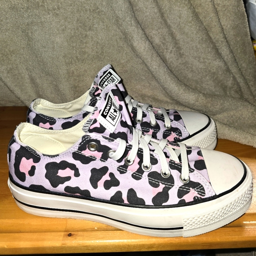 Converse Women's All Star Low-Top Leopard Print Canvas Sneaker Womens Size 9