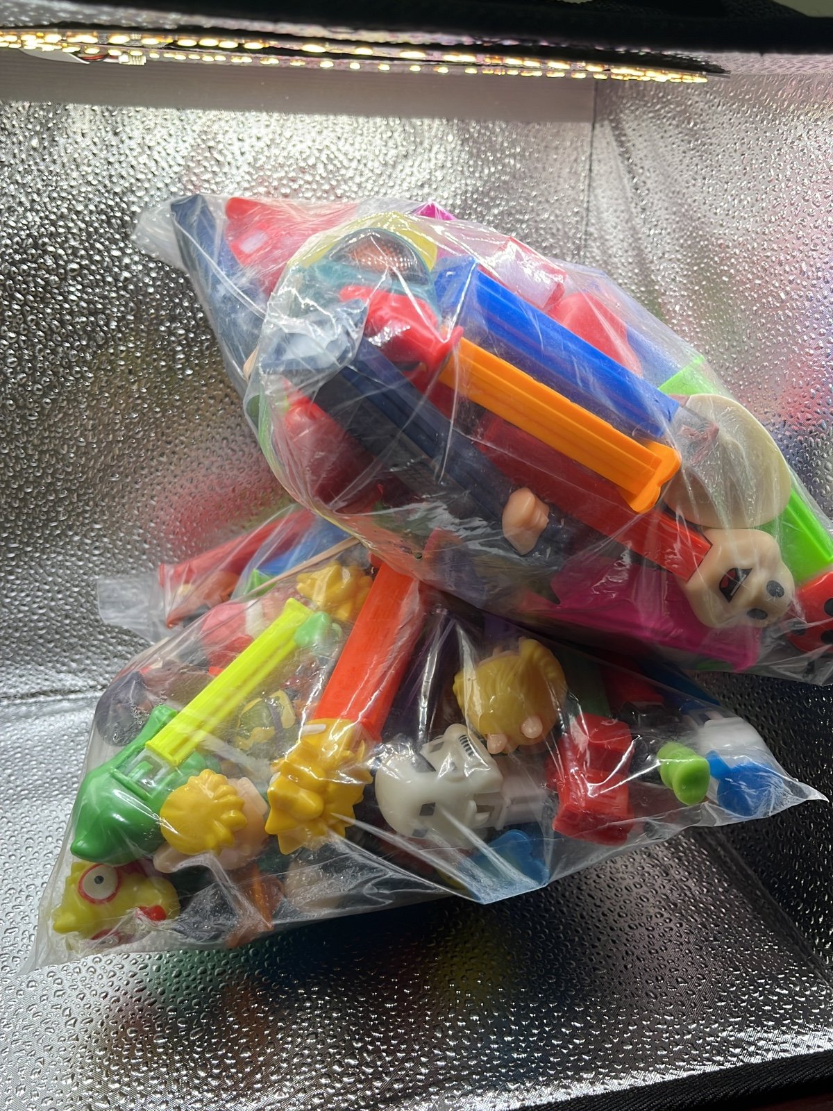 100 random Pez dispensers lot