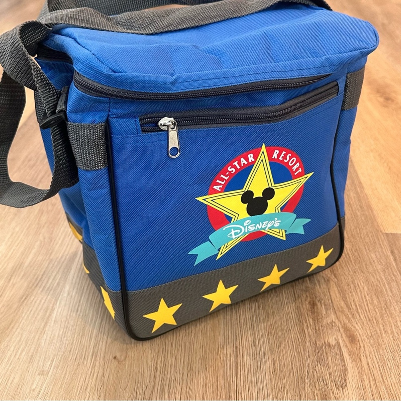 New Vintage Disney's All-Star Resort Sports Insulated Travel Cooler Lunchbox