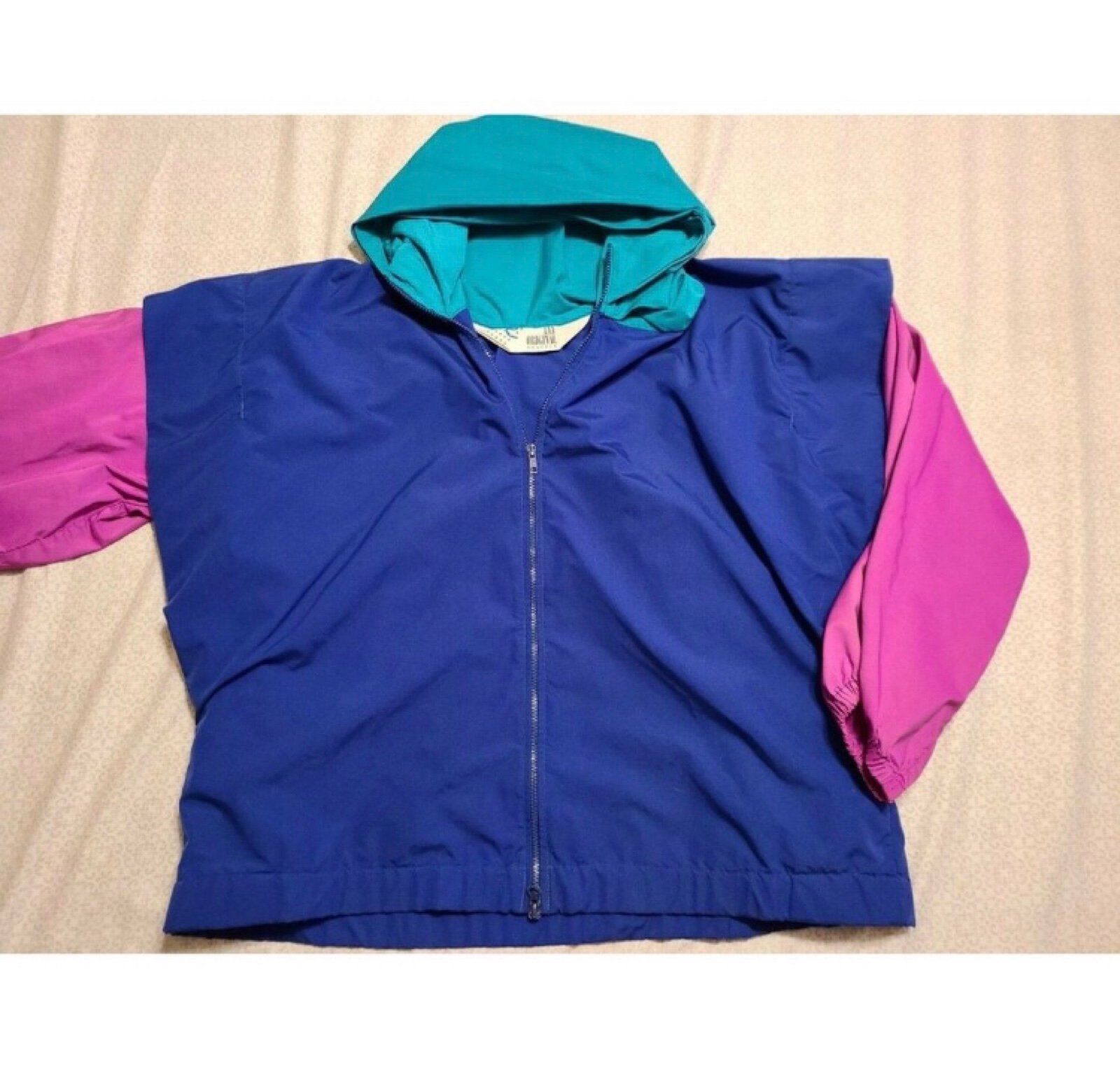 VTG Ann original Seattle windbreaker jacket coat