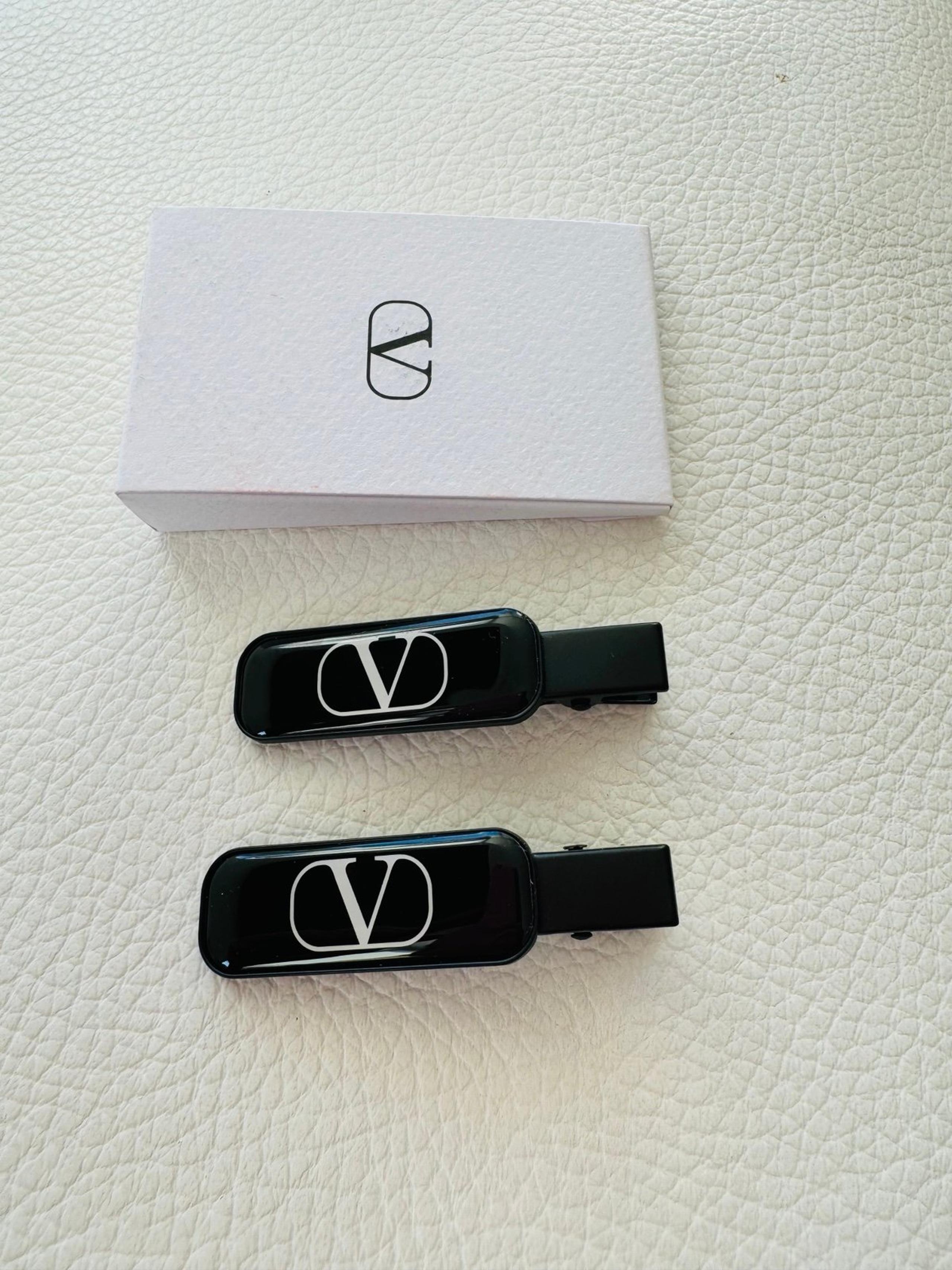 Valentino hair clip 2 pc