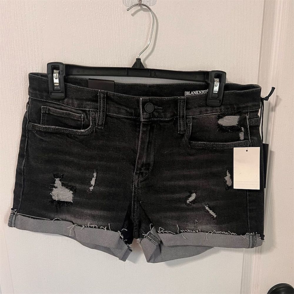 BlankNYC Women's Distressed Roll-Up Denim Shorts Black Size 28 NWT