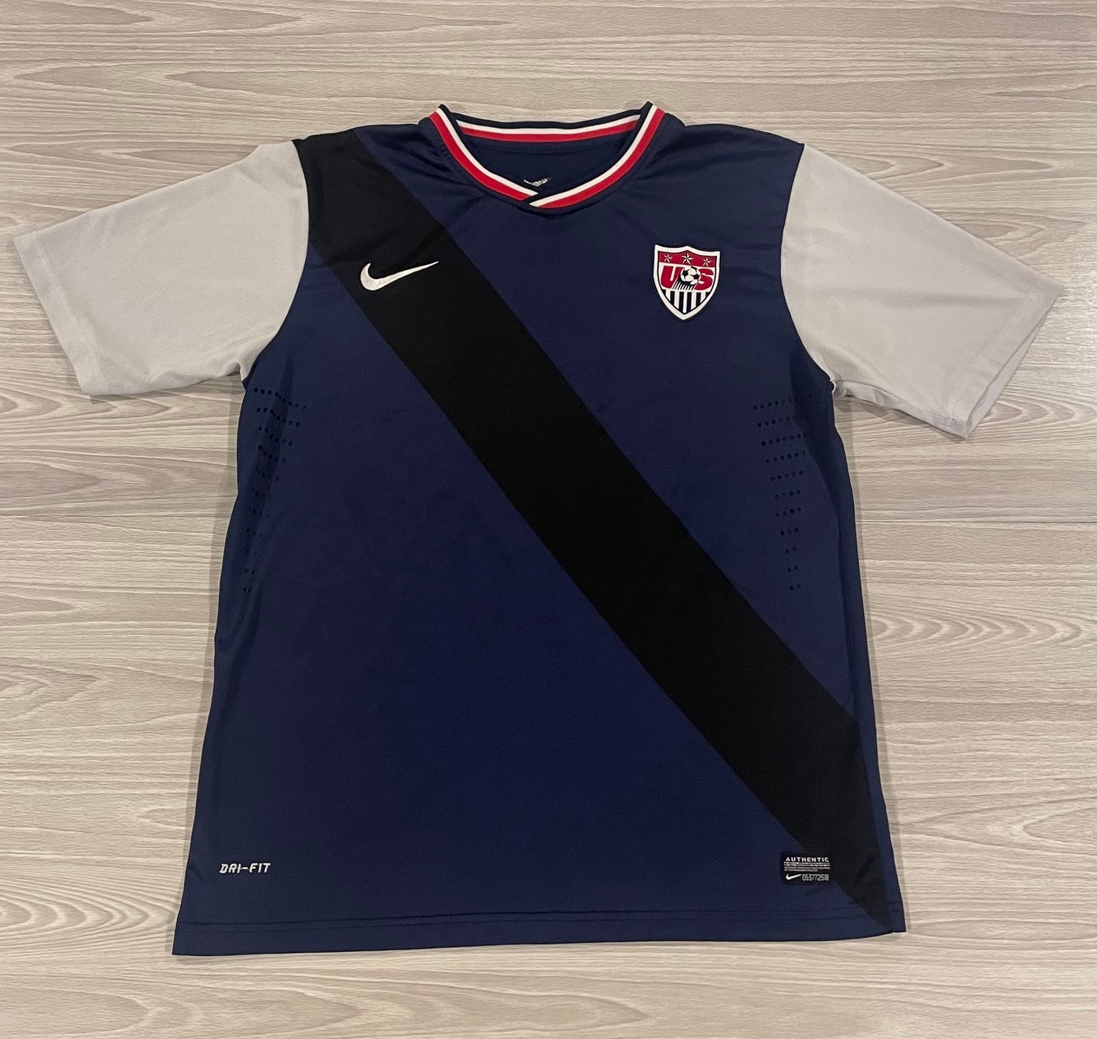 Nike 2010/11 USA Team Soccer Jersey Blue USMNT Football Men’s Size Large