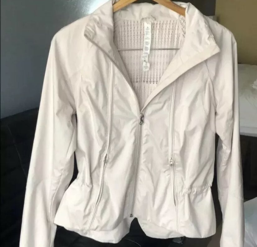 Lululemon Windbreaker Jacket Size 4
