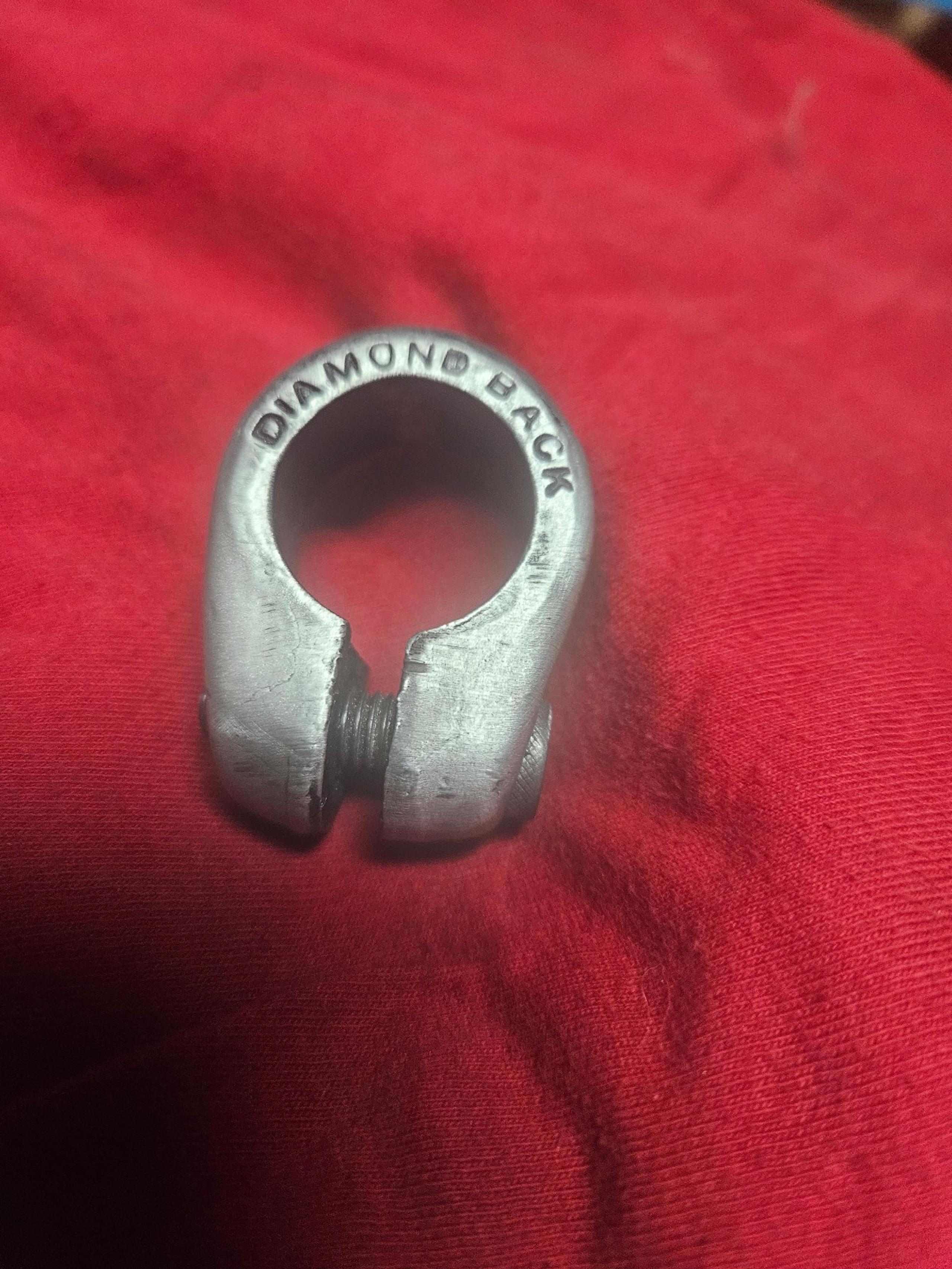 Bmx diamondback seat clamp