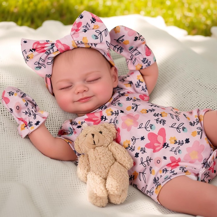 17-Inch Real Baby Feeling Realistic-Newborn Sweet Smile Sleeping Dolls