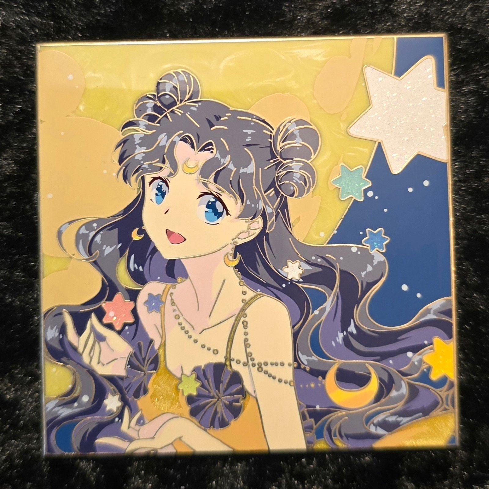 Luna panel pin