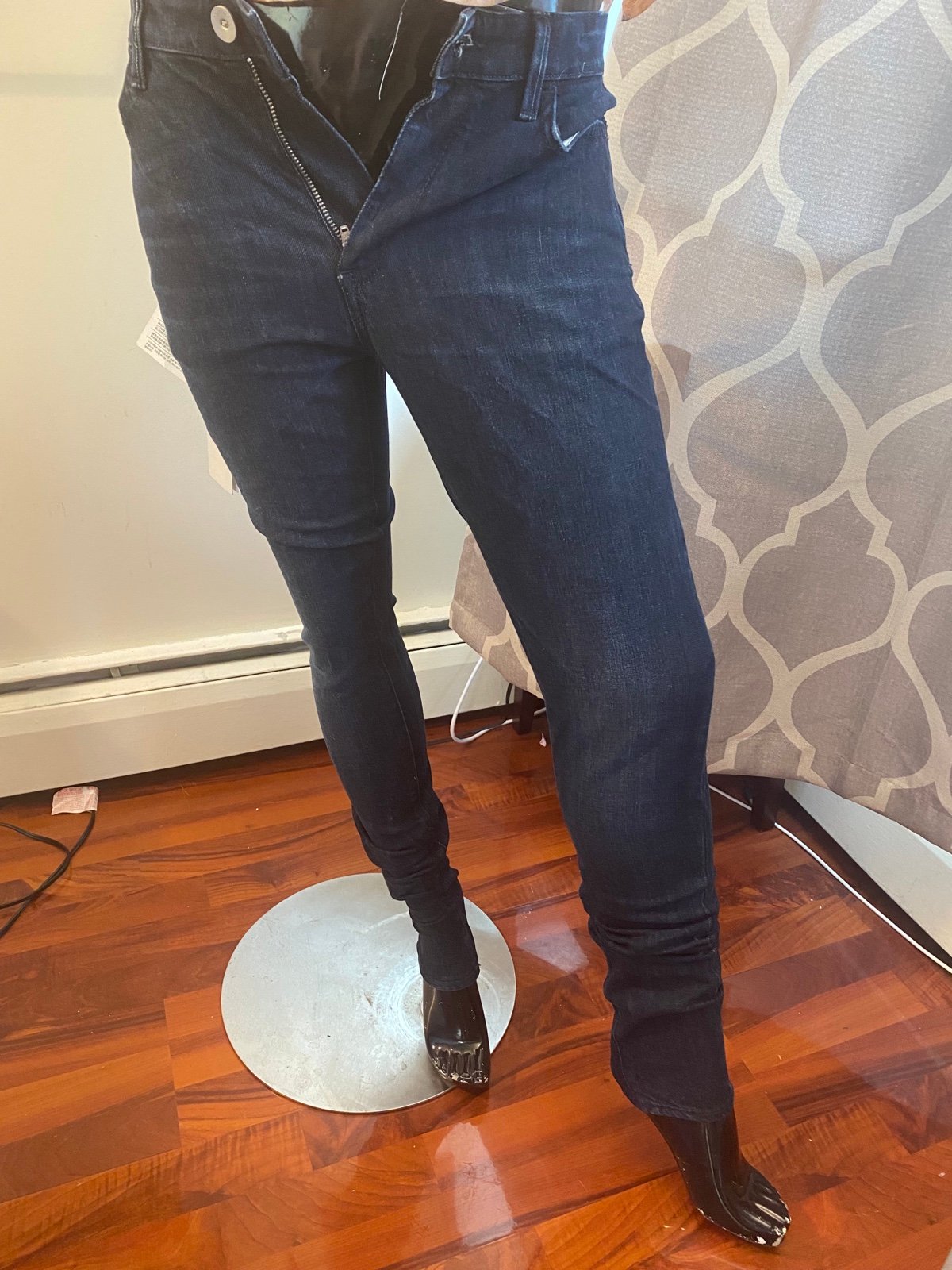 HAIKURE (Italy) Skinny Jeans Blue 27/32 New. Please carefully inspect and examin