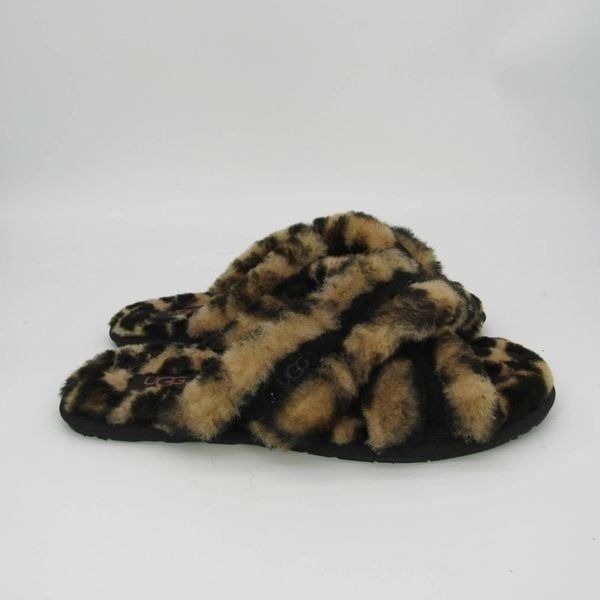 UGG Scuffita Fluffy Slip On Slipper Sandal in Panther Print Sz 7