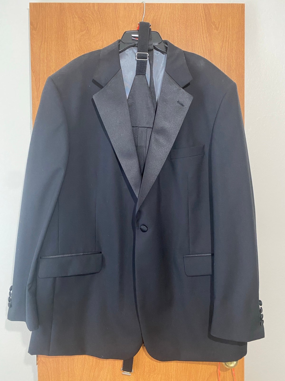 Tux black size 40x32 classic fit