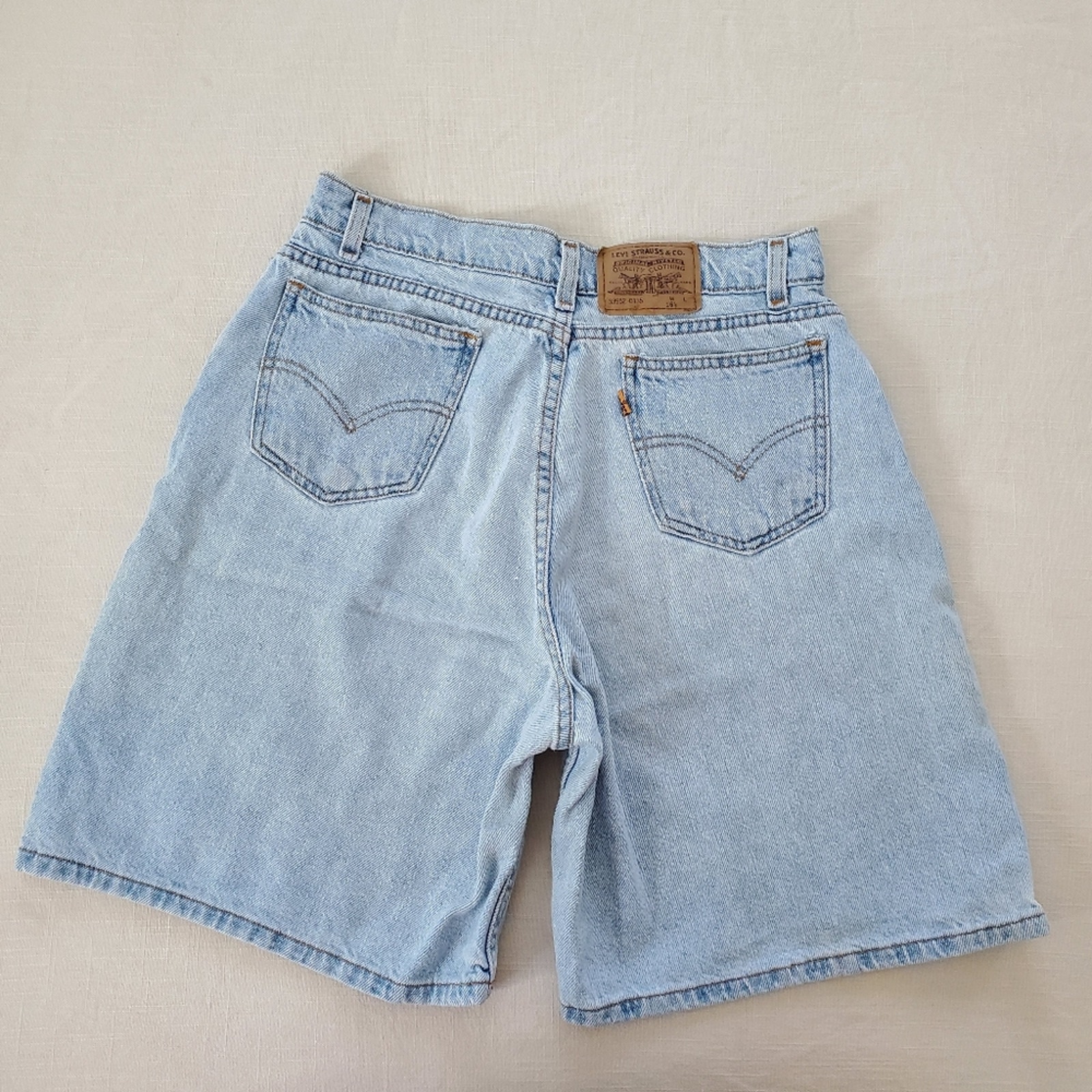 Vintage Levi's jean shorts orange tab 29 inch waist