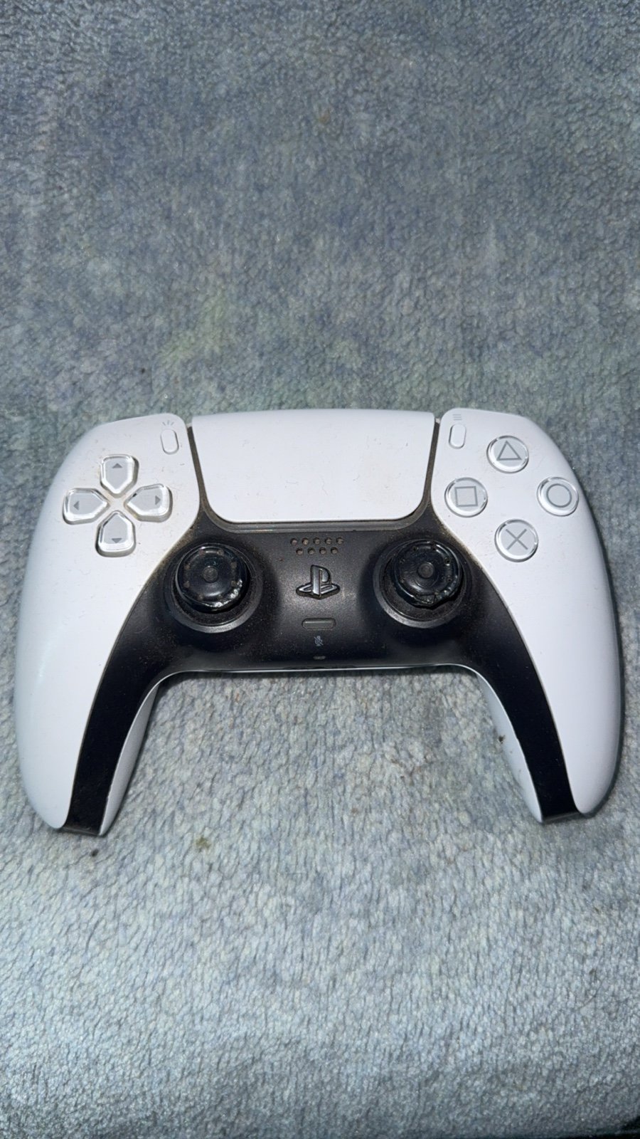 PS5 controller