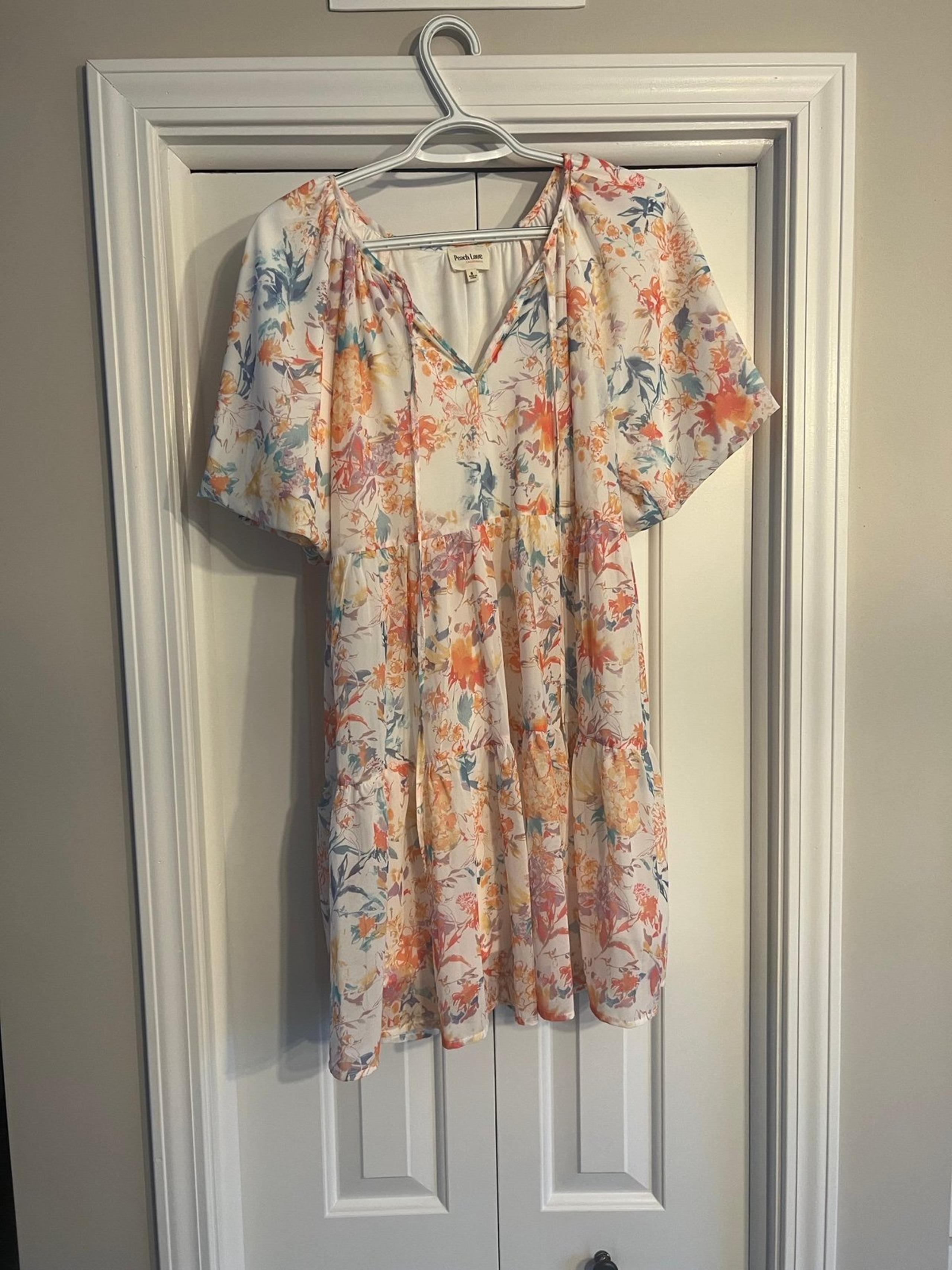 Women’s Dress (size small)