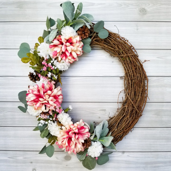 Spring Farmhouse Style Wreath