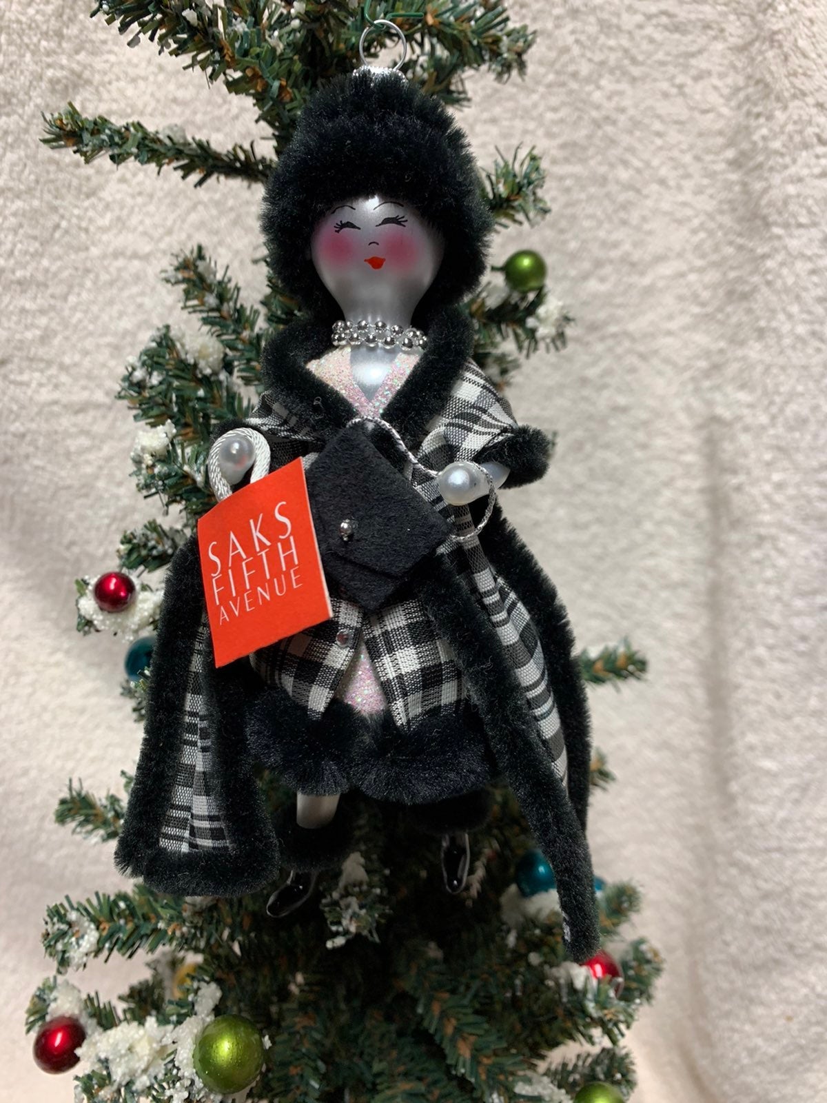 Vintage De Carlini Italian Italy Saks Fifth Avenue Shopping Lady Ornament
