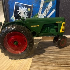Ertl Precision Series #5 1957 Oliver Model Super 77 Tractor Diecast 1 /16 RARE