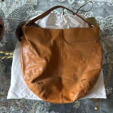 Hobo shoulder bag