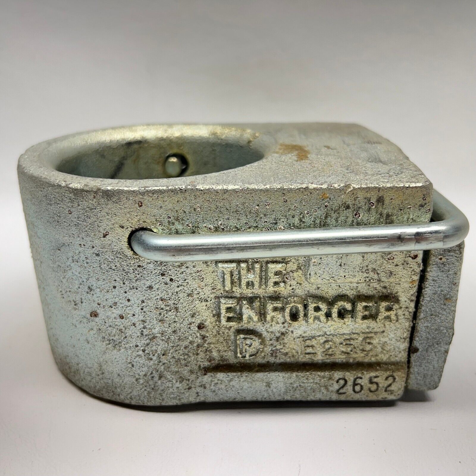The Enforcer King Pin Lock Part# 1111 Trailer Towing Pin Lock NO KEY