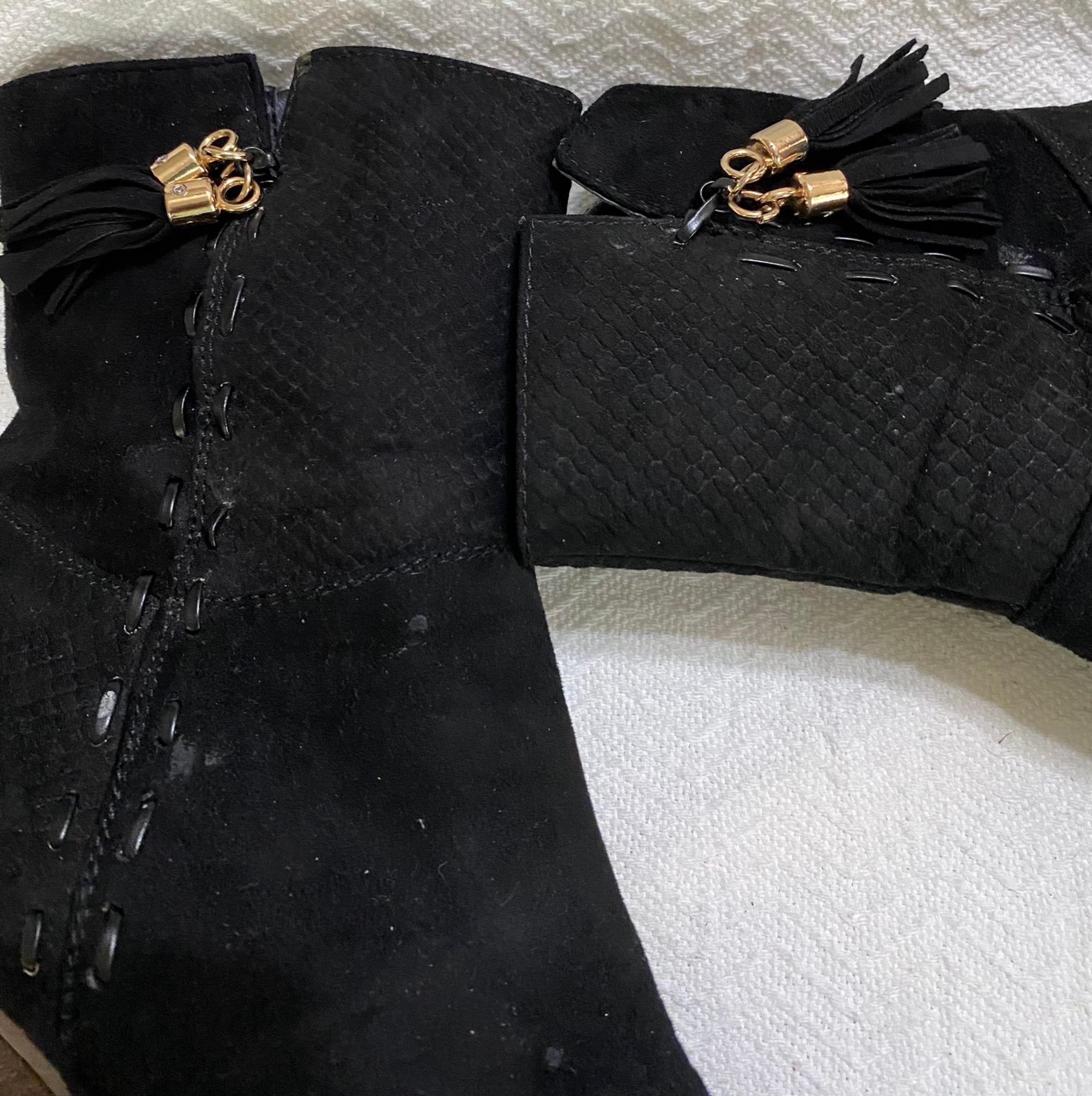 GIDDY Suede Ankle Boots VGUC Size 10