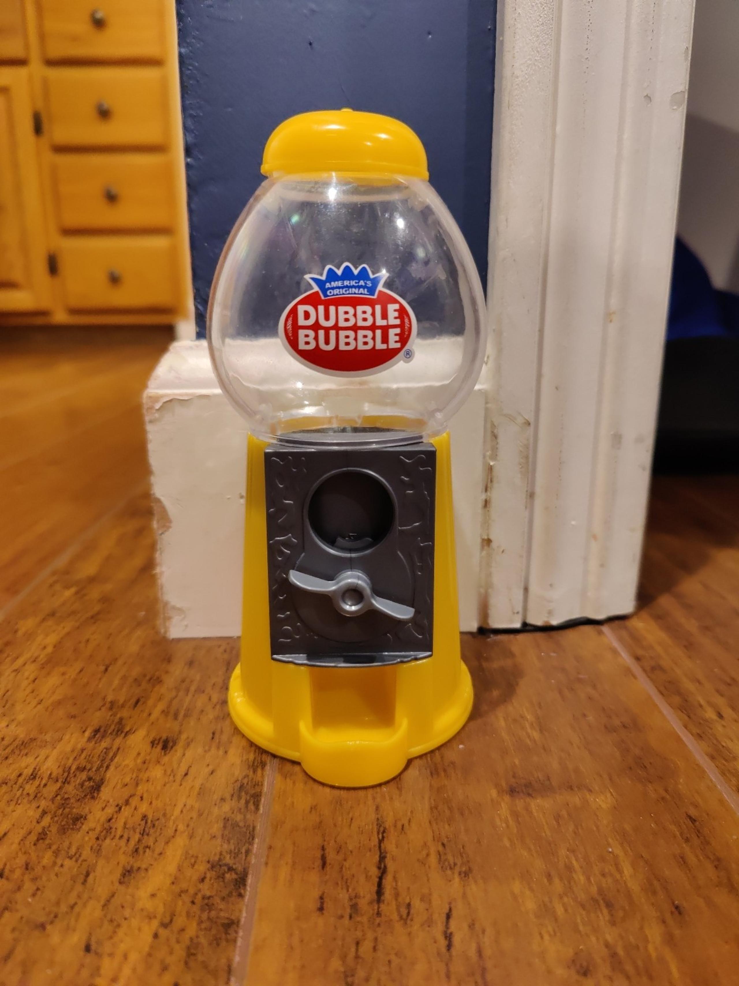 Dubble bubble gum ball machine