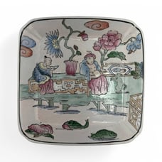 Vintage 70s Hand-Painted Macau Porcelain Plate – Chinese Export Decorative Dish