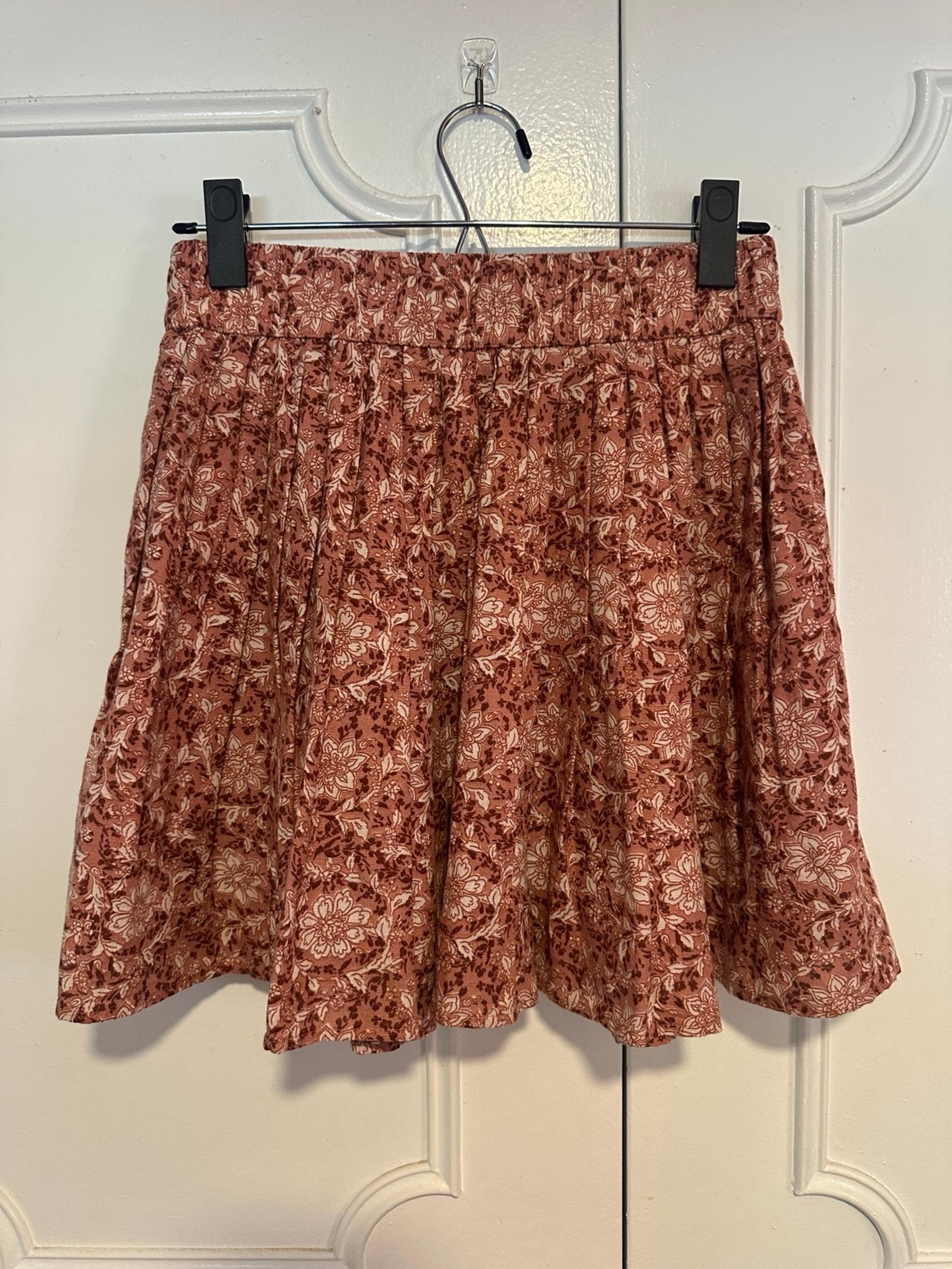 American Eagle Floral Mini Skirt