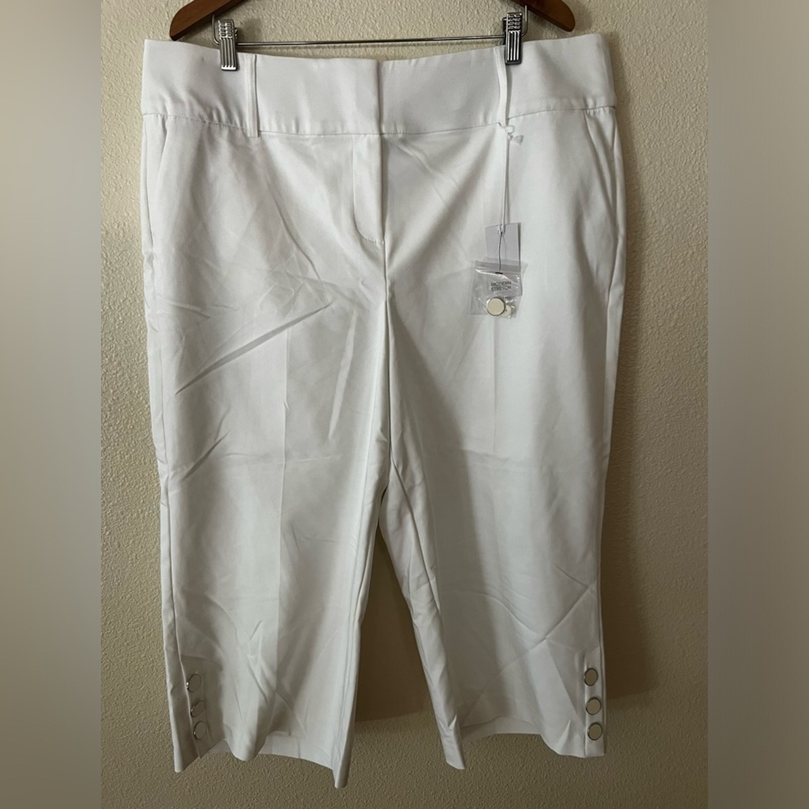 Lane Bryant The Laney Wide Leg Crop Pants High Rise with Power Pockets NEW 18