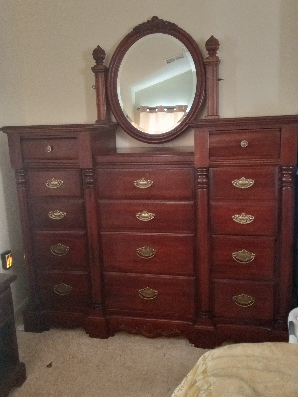 Chester drawers
