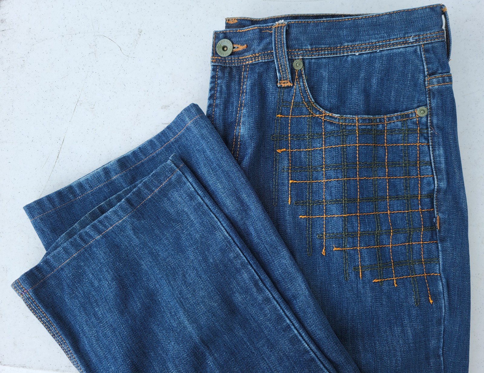 Men's Sean John Blue Jeans with Stitching Design - Size: 38