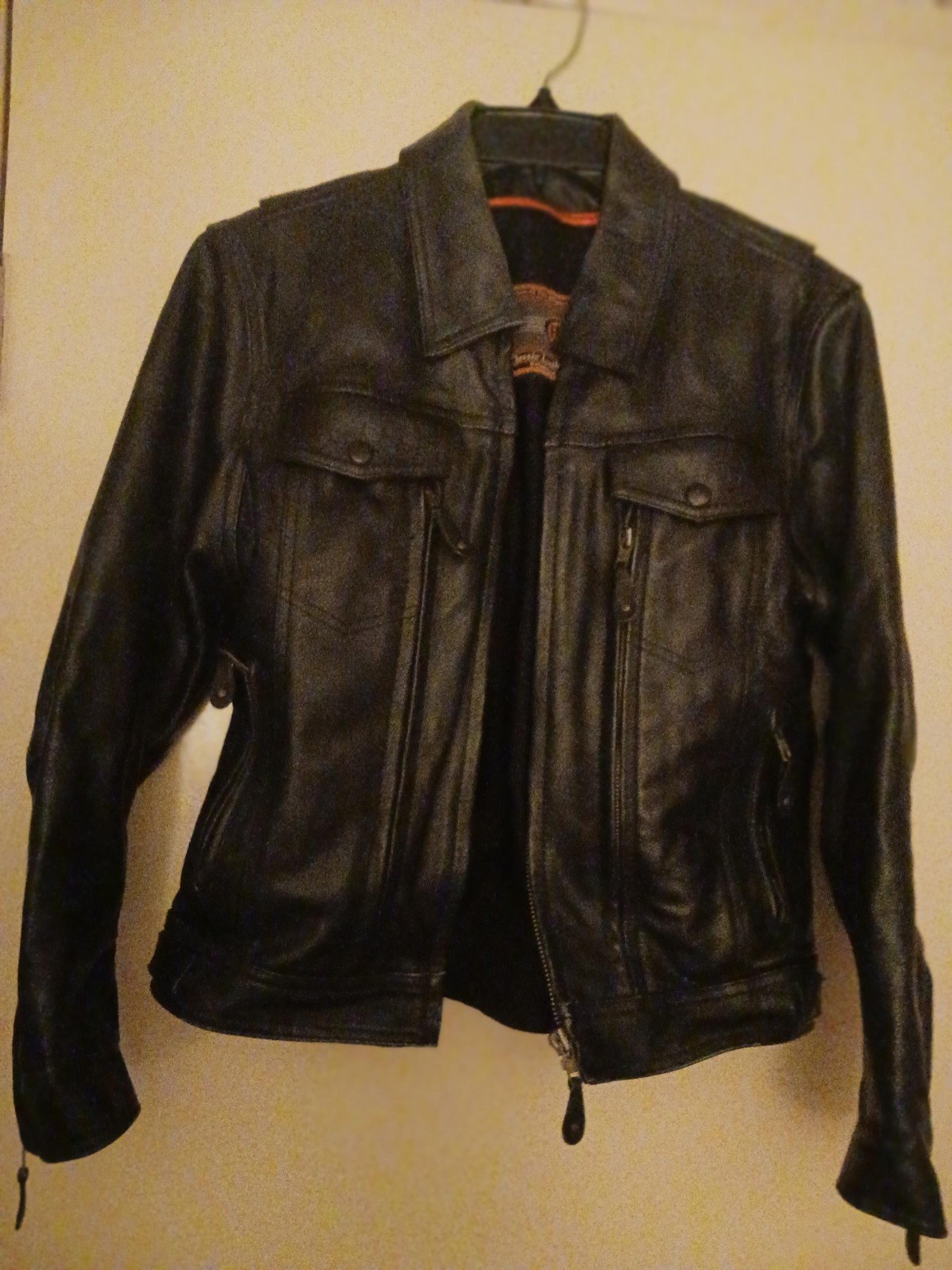 Women's leather jacket Sz S