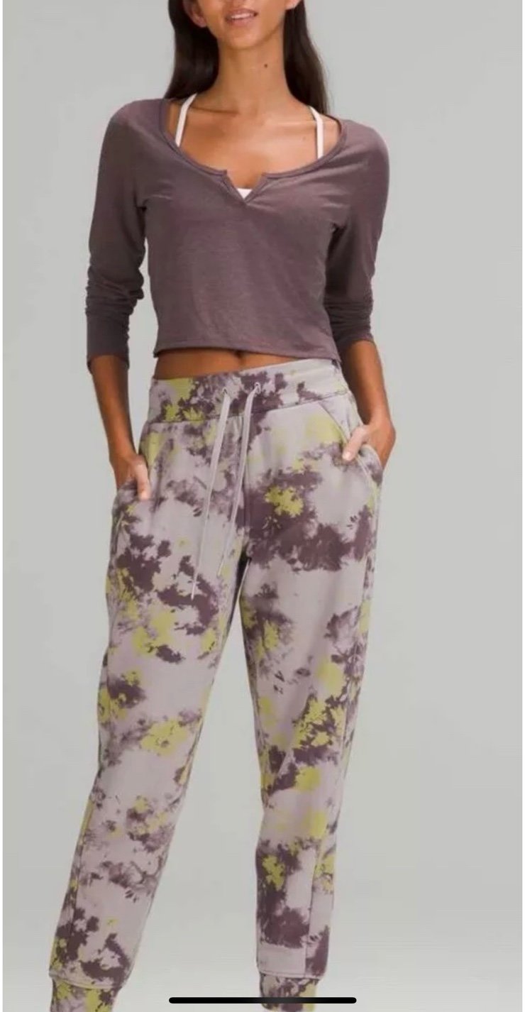 Lululemon High- rise Scuba joggers women Size 8 NWT Orbital Tie Dye Multi