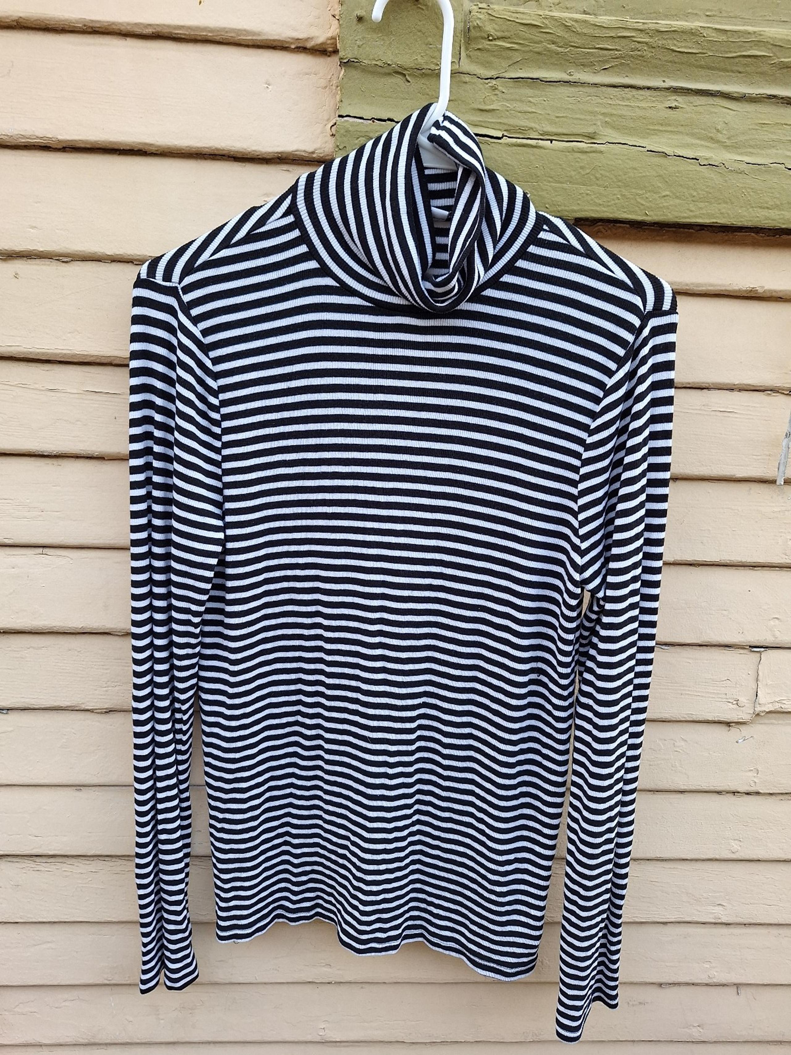 Turtleneck GAP LONG SLEEVE SHIRT WOMEN'S SIZE LARGE