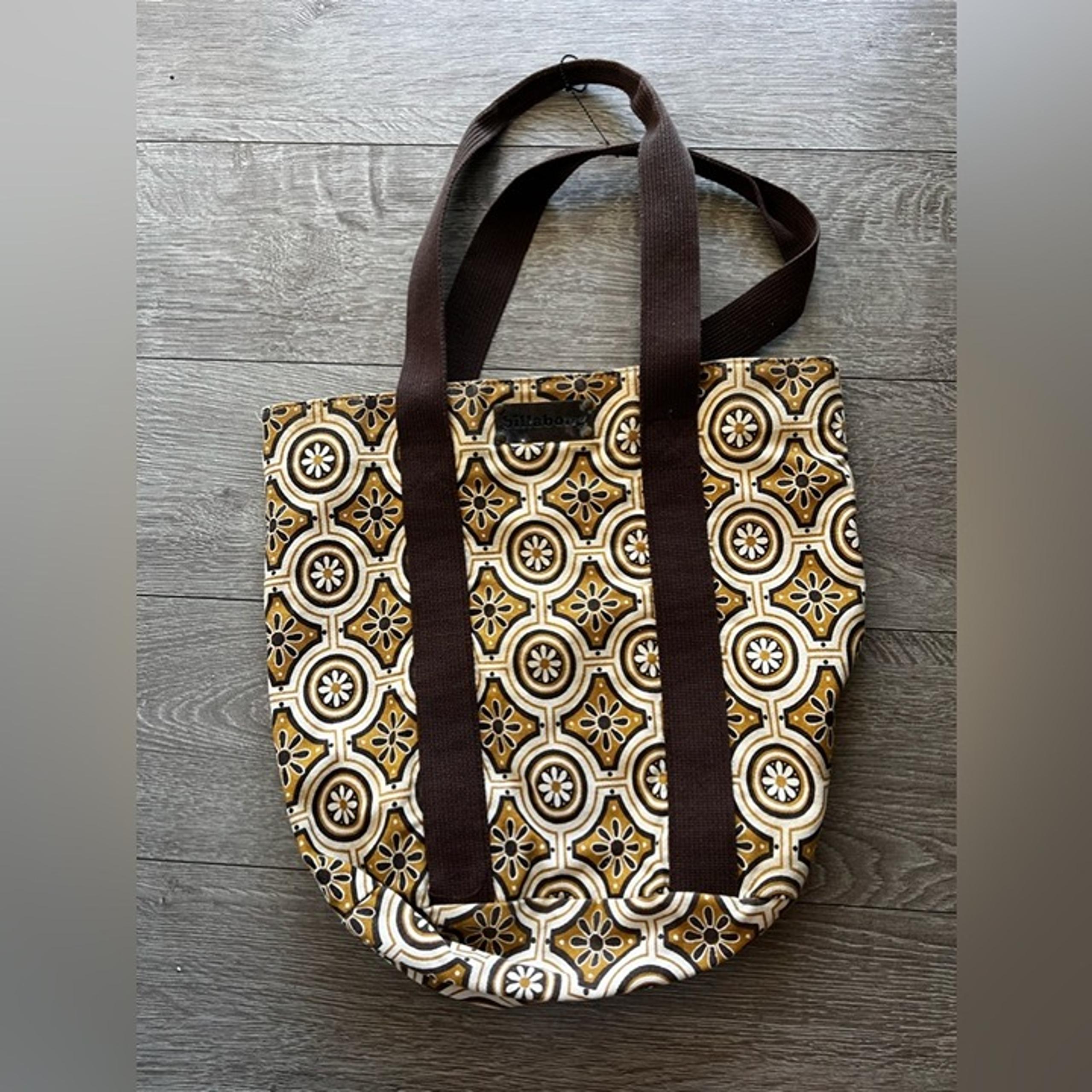 Retro Floral Inspired Bucket Shoulder Bag - Billabong