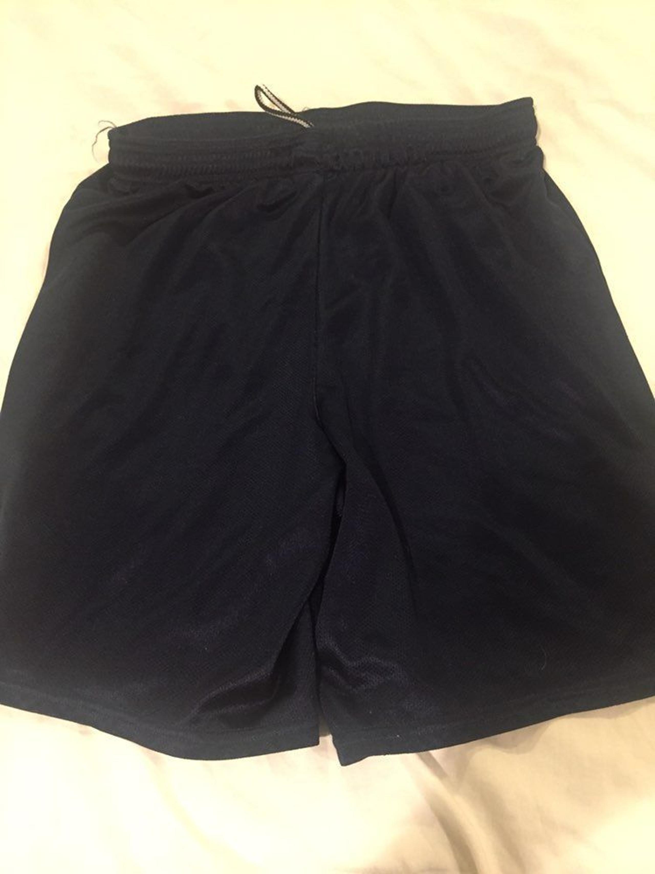 Men’s Foot Locker Navy Blue Shorts (M)