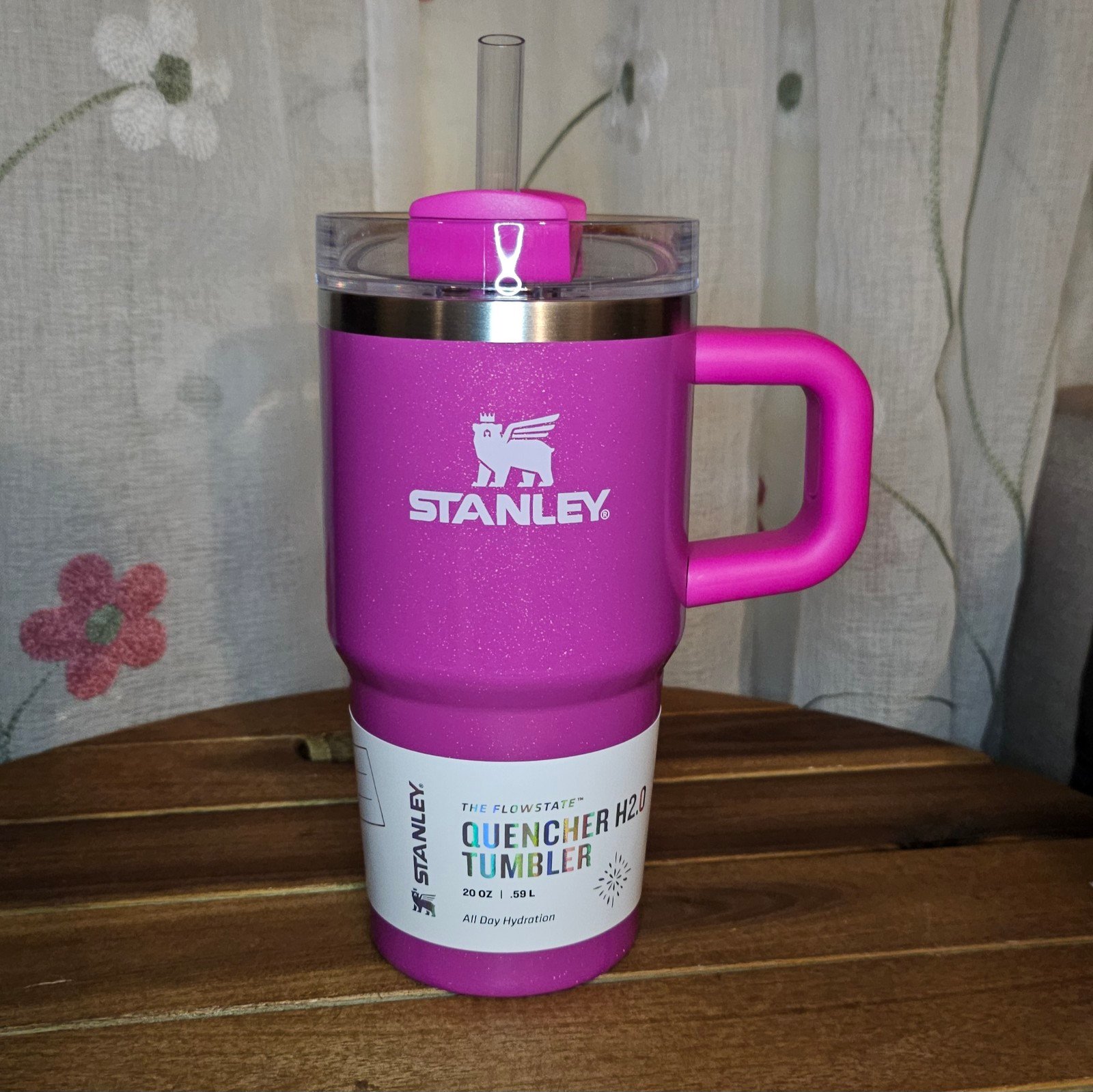 Stanley Cup 20 oz. Quencher H2.0 FlowState Tumbler with Handle Winter Wonderland