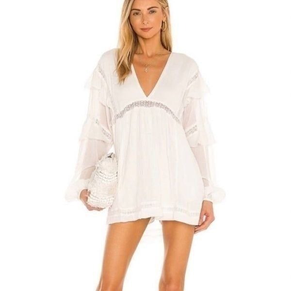 FREE PEOPLE | Seashell Skort Romper White Long Sleeve Deep V Women’s Size XS