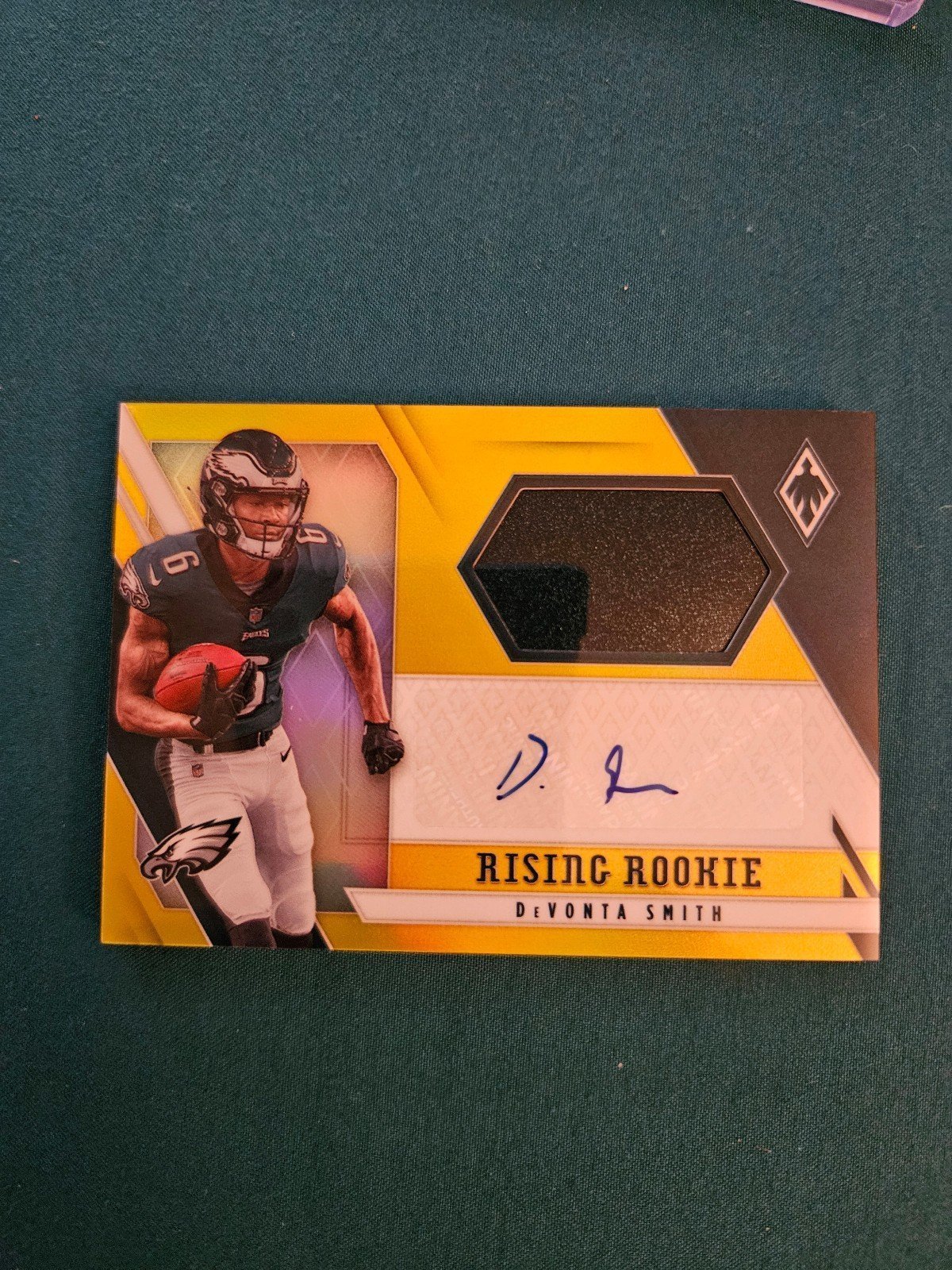 2021 Panini Phoenix Devonta Smith Gold Helmet Relic Rc Auto /25 Nm/m