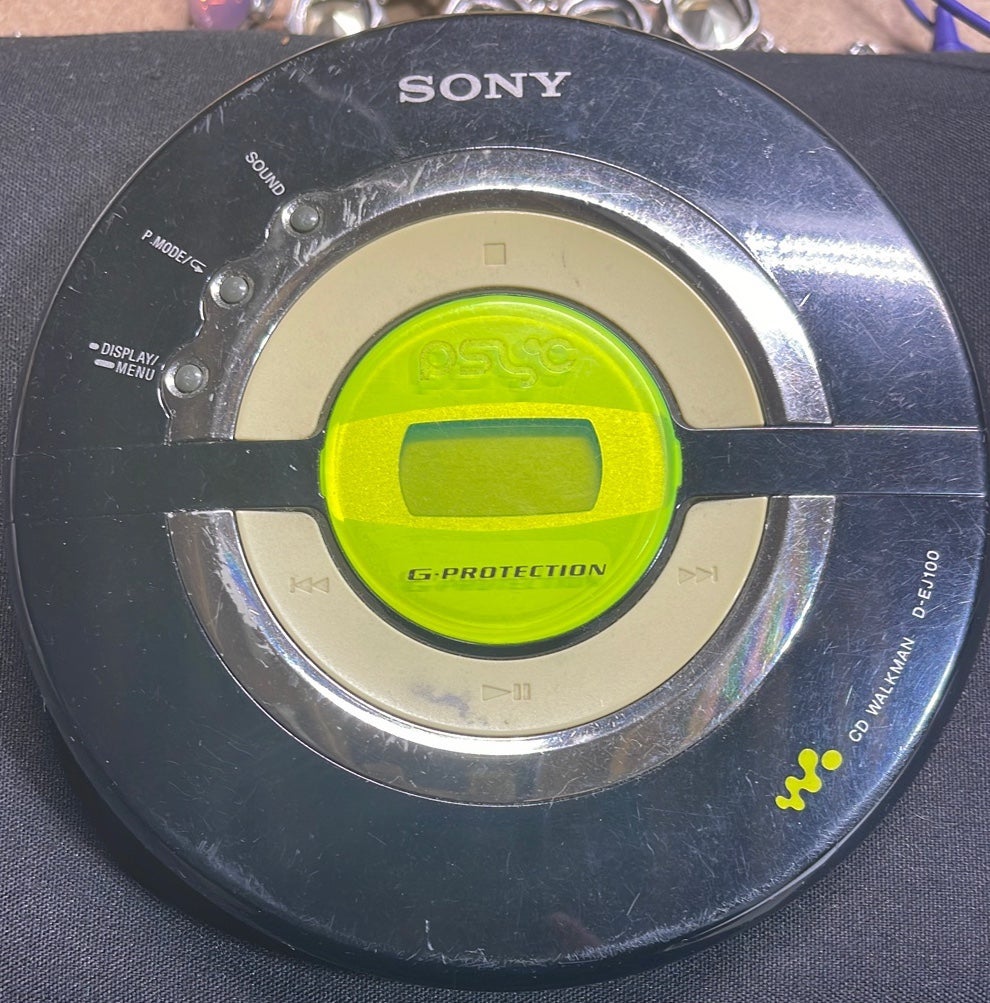 Sony Walkman G protection.
