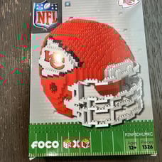 Kansas City Chiefs FOCO NFL BRXLZ Team Helmet 3-D Construction Block Set